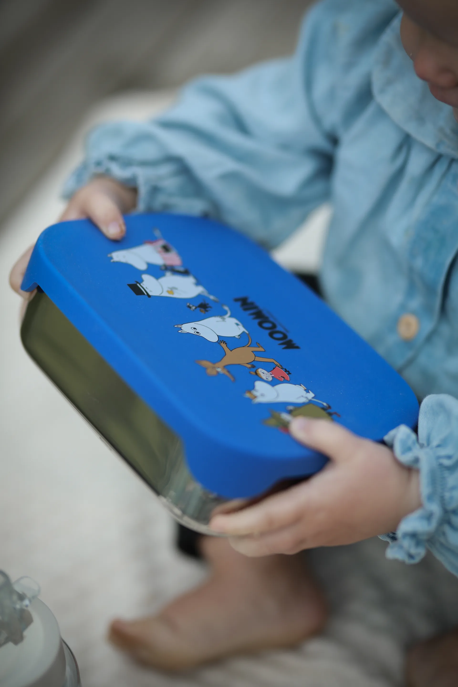 Muminperhe metallinen lounaslaatikko 13x17 cm, Sininen Rätt Start