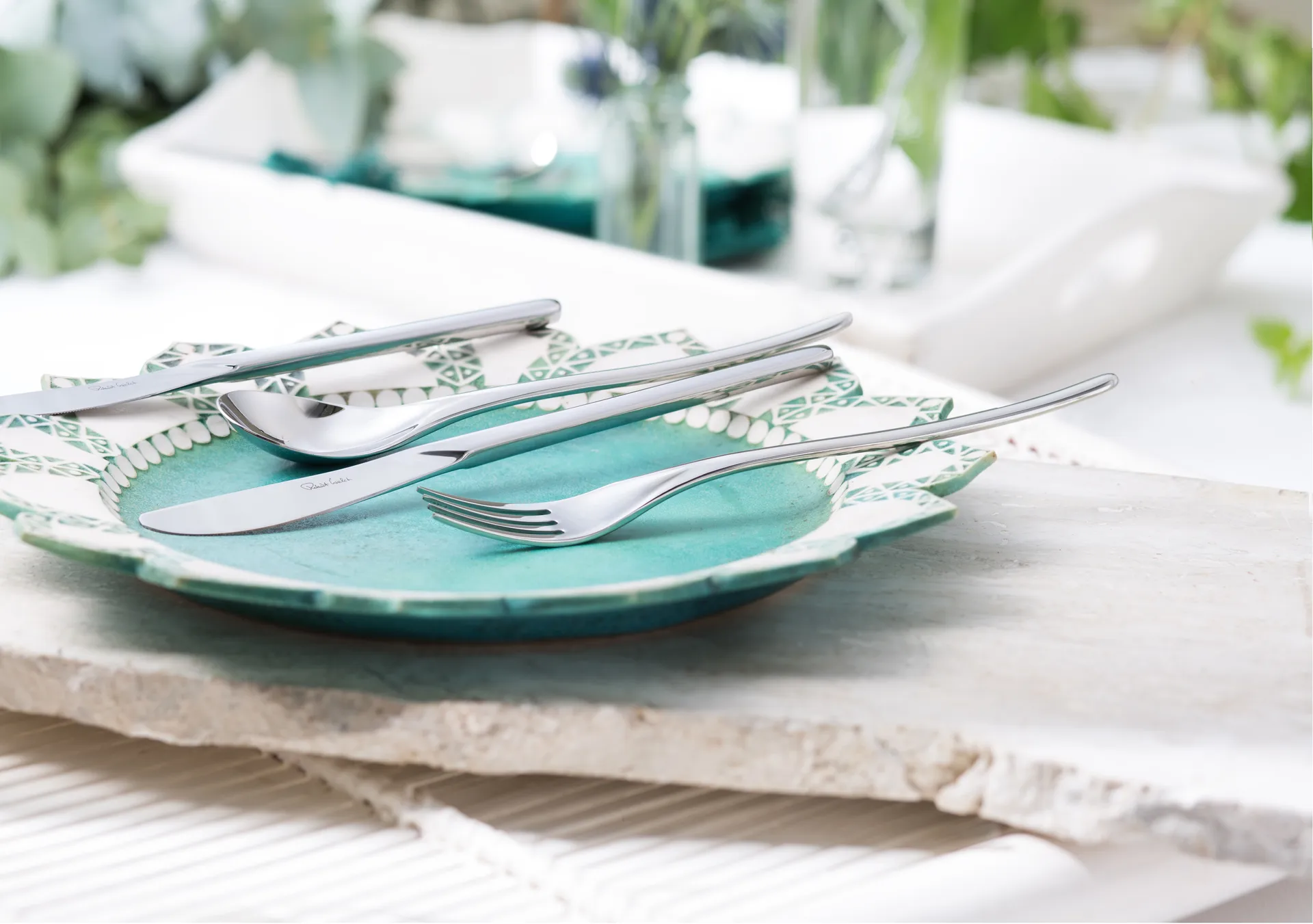 Bud Bright -aterimet, 24 osaa Robert Welch