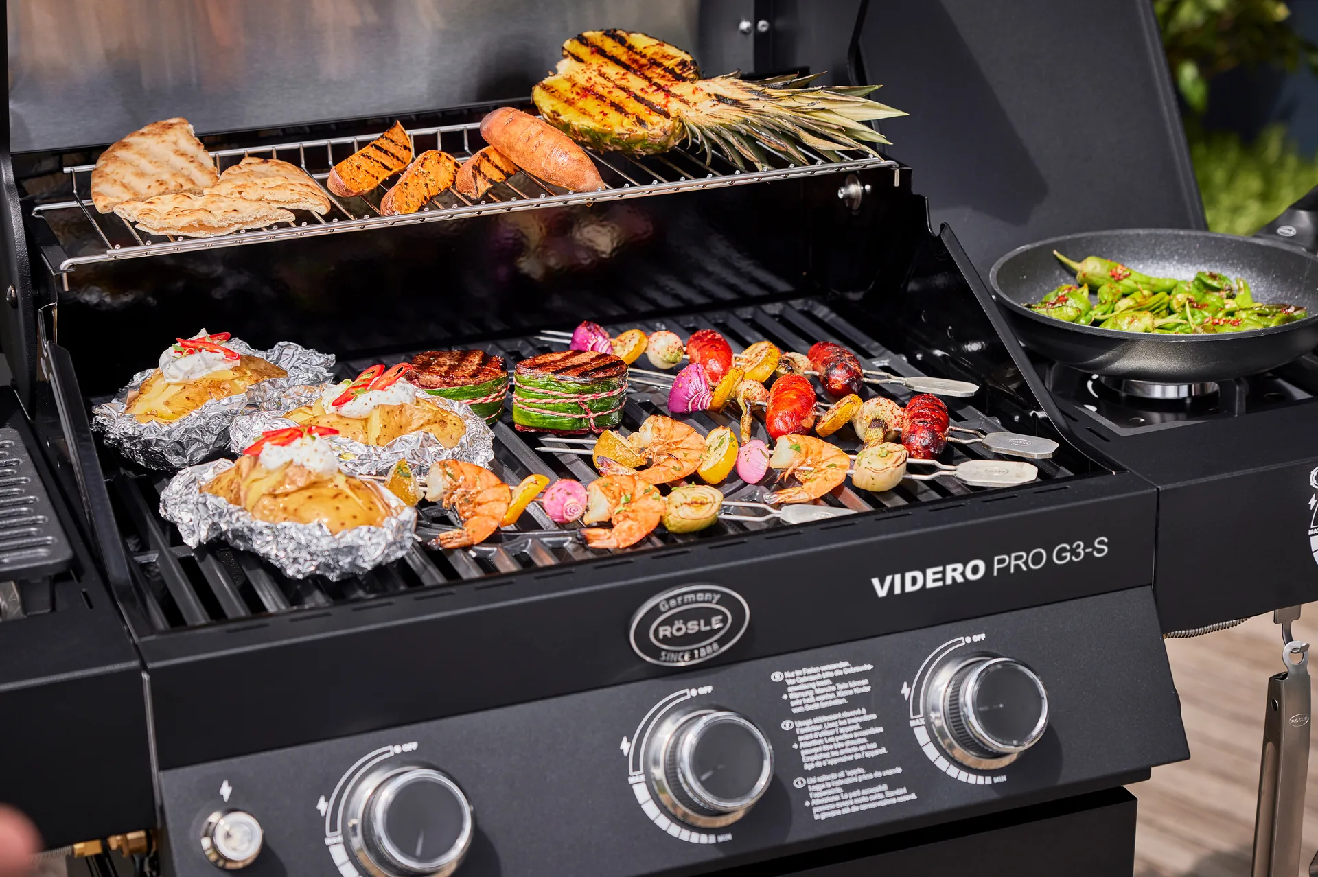 Videro PRO G3-S Vario+ kaasugrilli, Mattamusta Rösle