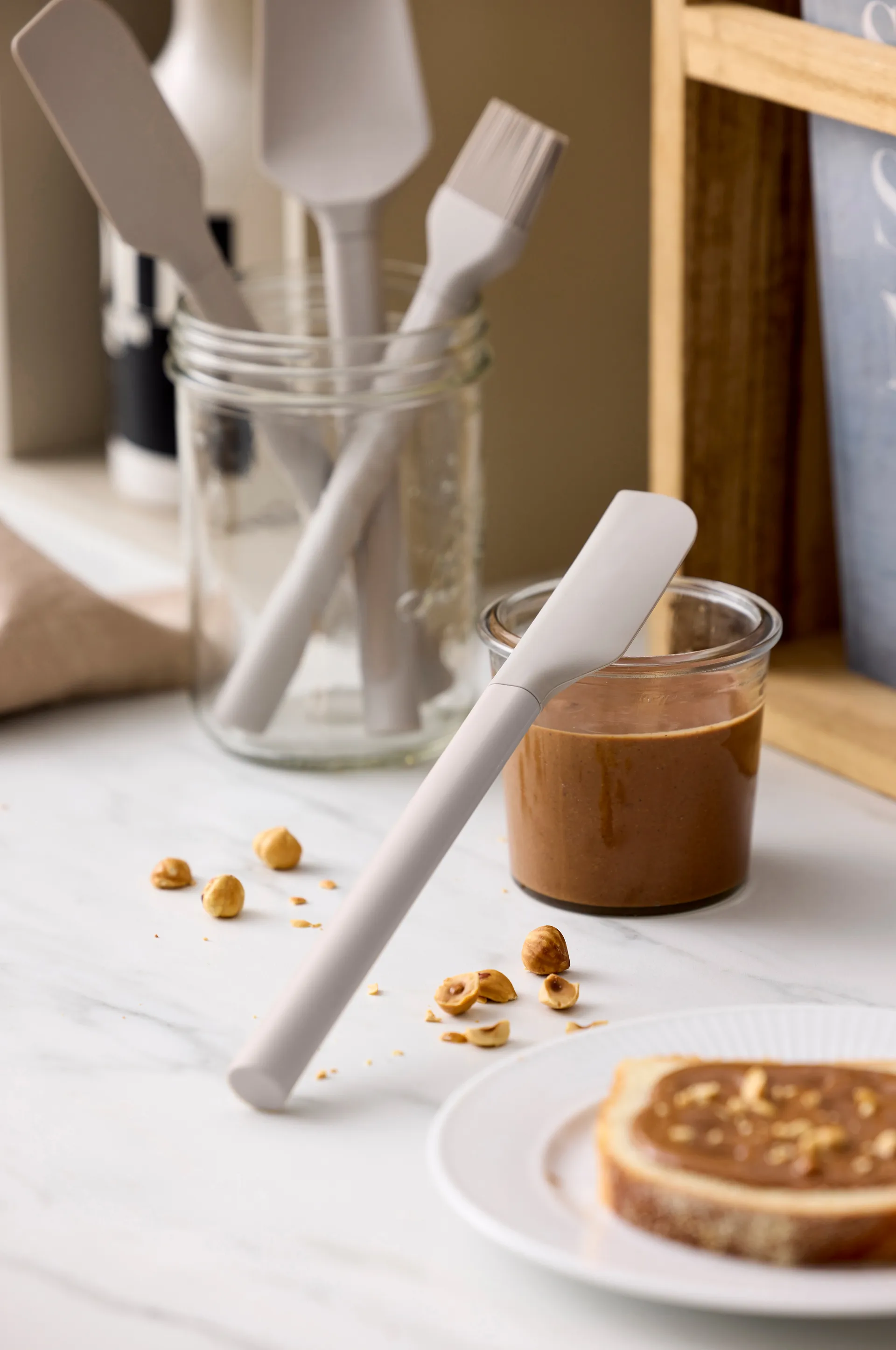 Rosti Emma nuolija kapea, Hummus. Rosti