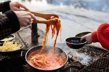 Doris emaloitu pieni wok-pannu Ø23,5 cm - Musta - Sagaform