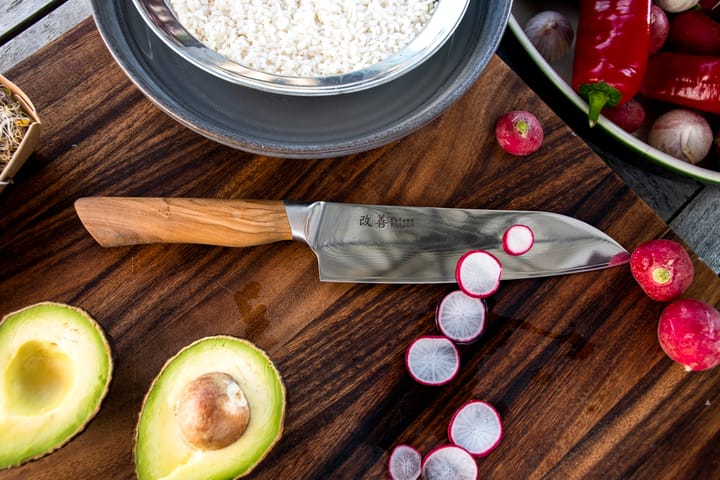 Satake Kaizen Santoku -kokkiveitsi, 18 cm Satake