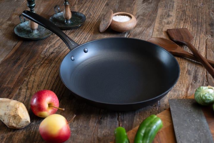 Satake kevytvalurautainen keraaminen paistinpannu, 30 cm Satake