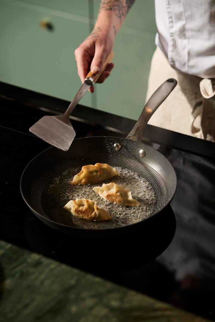 Satake paistinpannu, kevyt valurauta non stick, 28 cm Satake