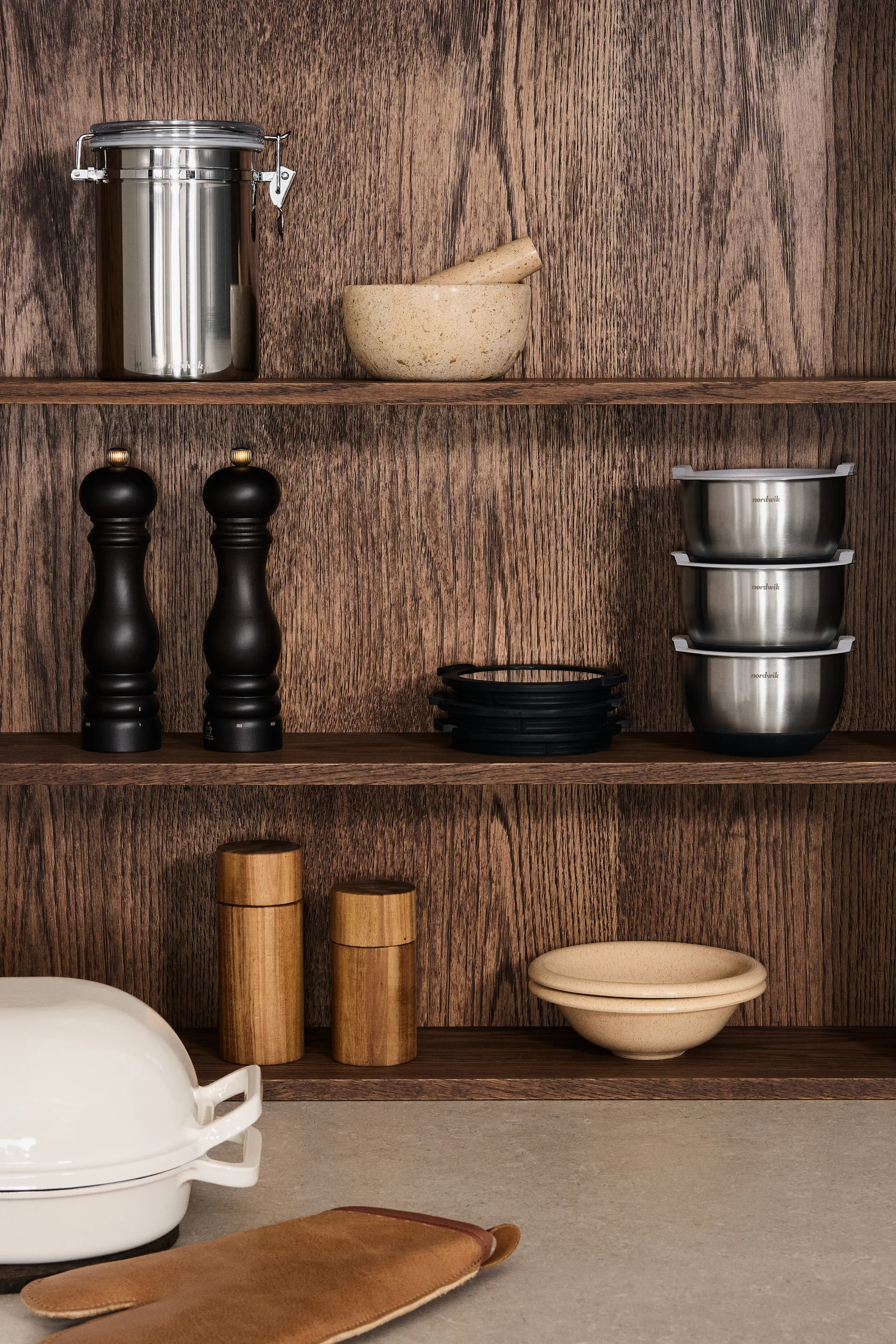 Hollow pippurimylly 16 cm, Akaasia Scandi Living