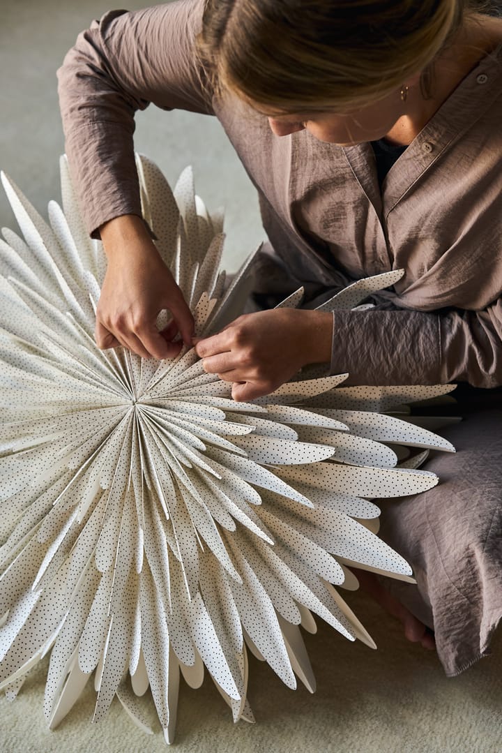 Luna adventtitähti valkoinen pilkullinen, 60 cm Scandi Living
