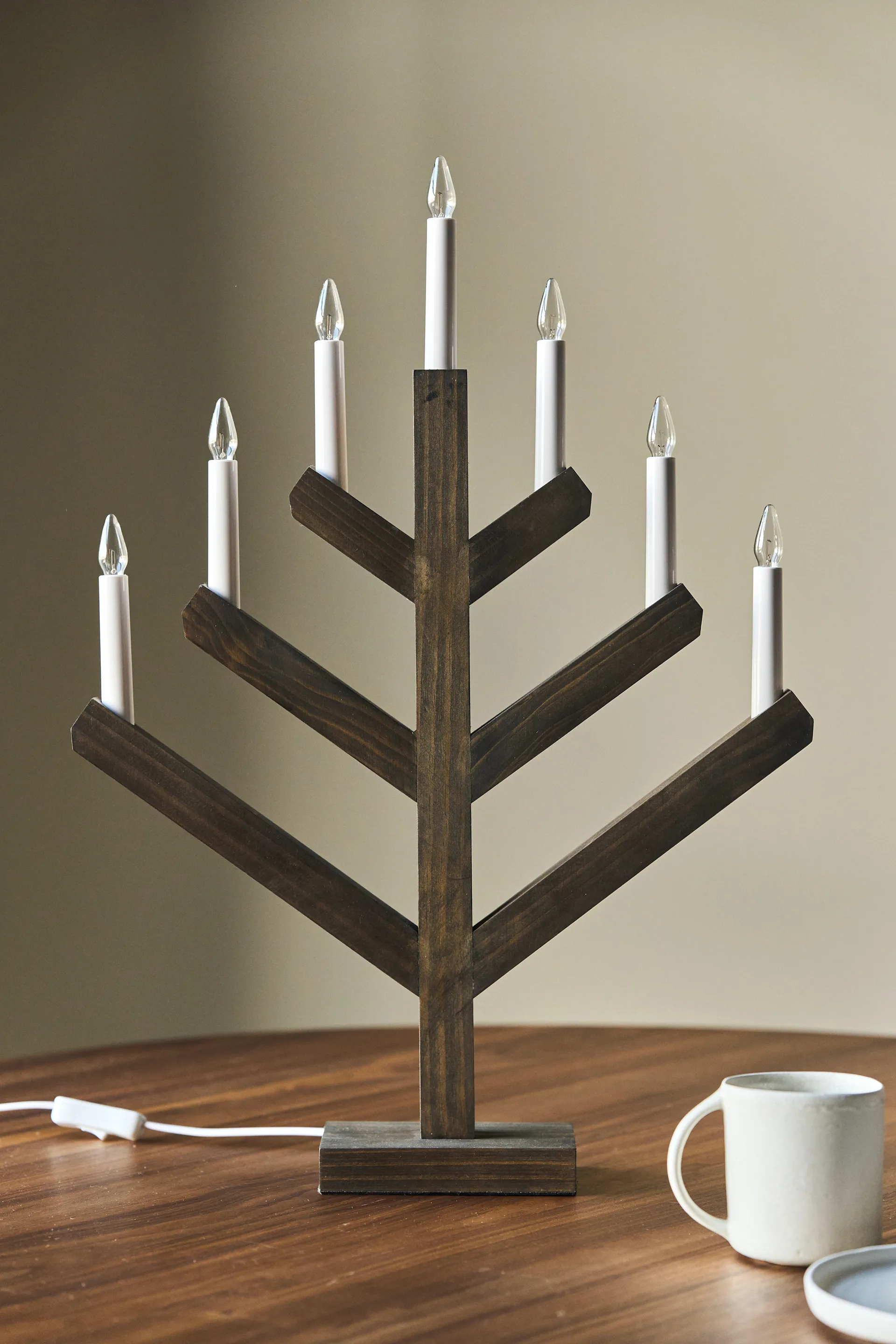 Pine adventtikynttilänjalka 62 cm, Tummapetsattu Scandi Living