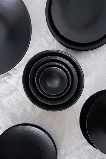 Terra lautanen - Musta kivitavara, Ø22 cm - Scandi Living