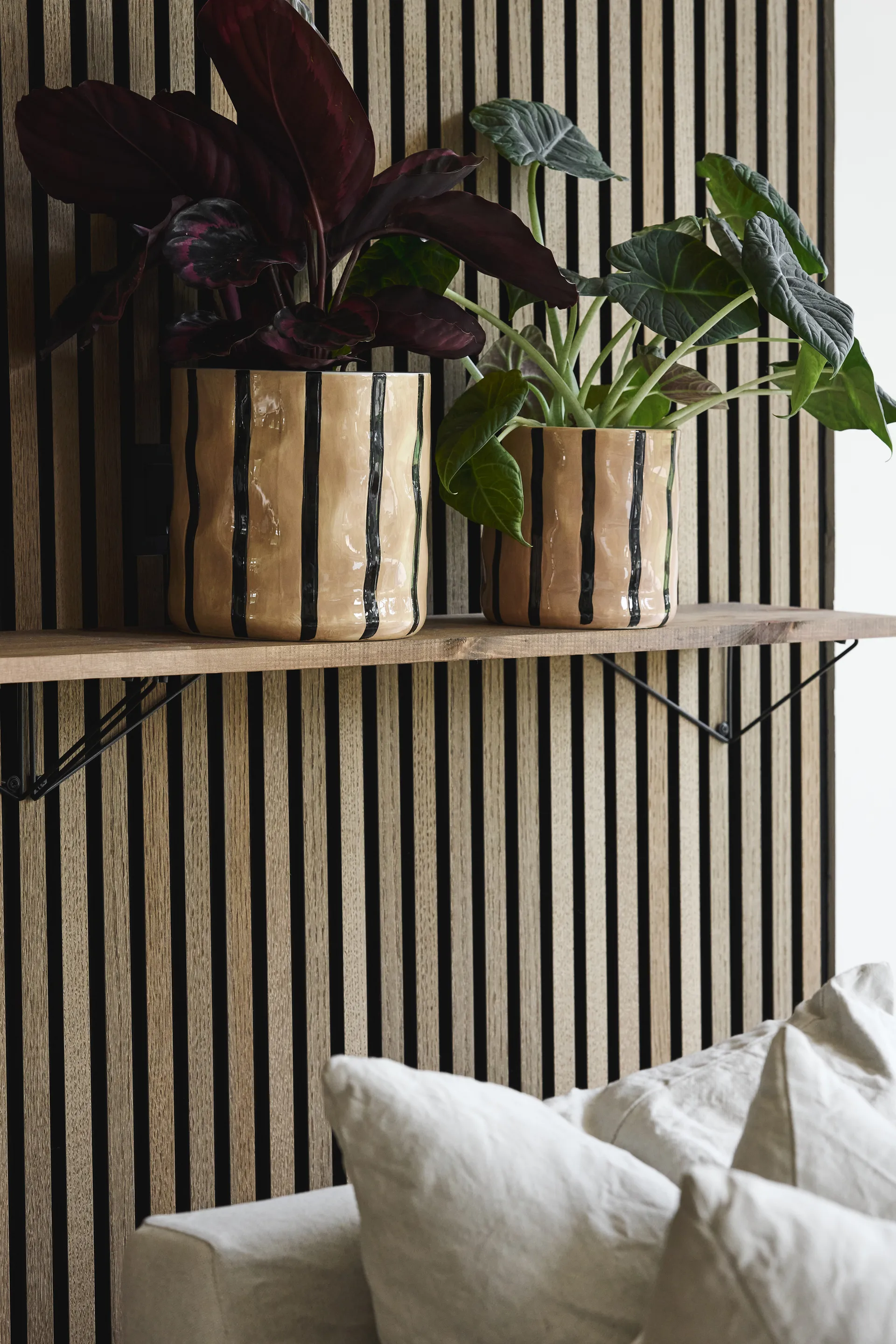Thrive ruukku Ø20 cm, Beige-musta Scandi Living
