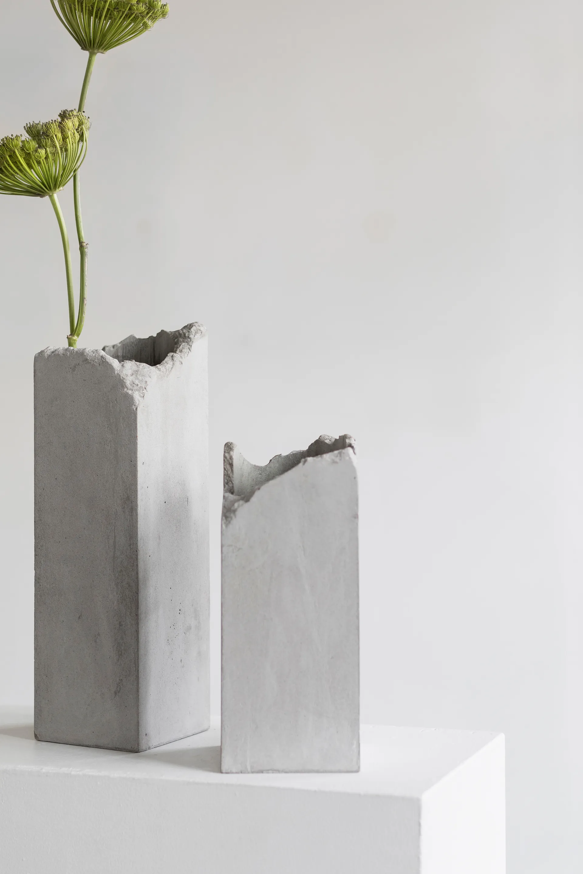 Broquaine maljakko S 28 cm, Grey Serax