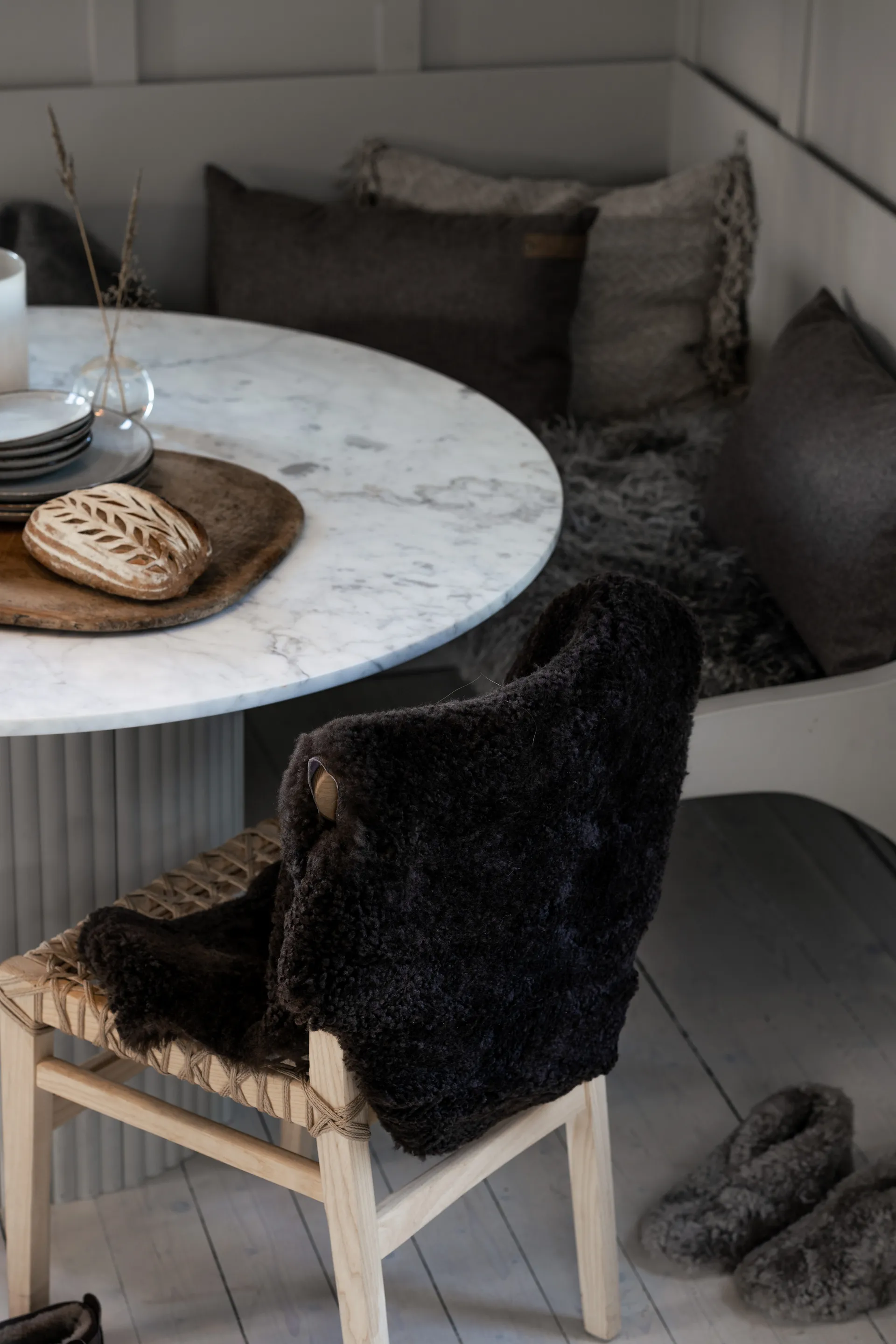 Shepherd lampaantalja Ella, tummanruskea Shepherd of Sweden