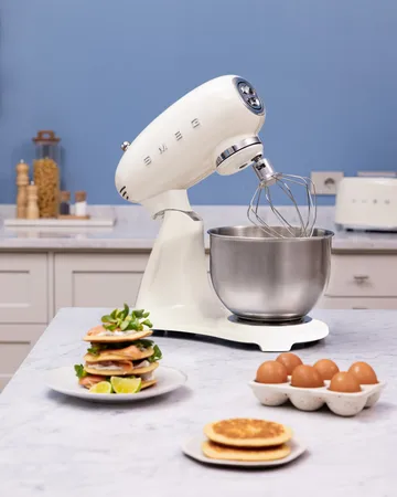 Smeg 50’s style keittiökone - Kreemi, 1000 W, 4,8 l - Smeg