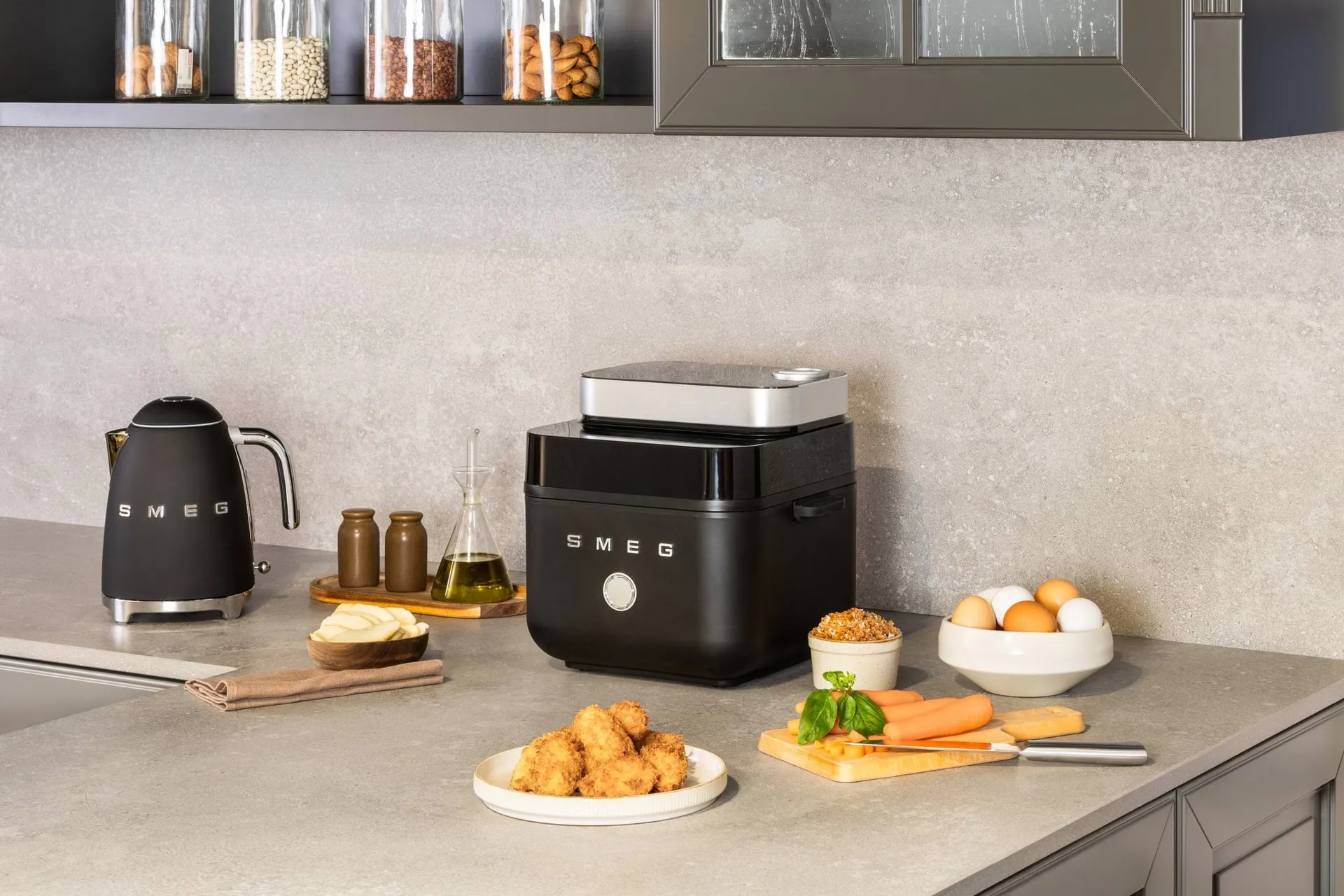Smeg Air Fryer friteerauskeitin, musta matta Smeg