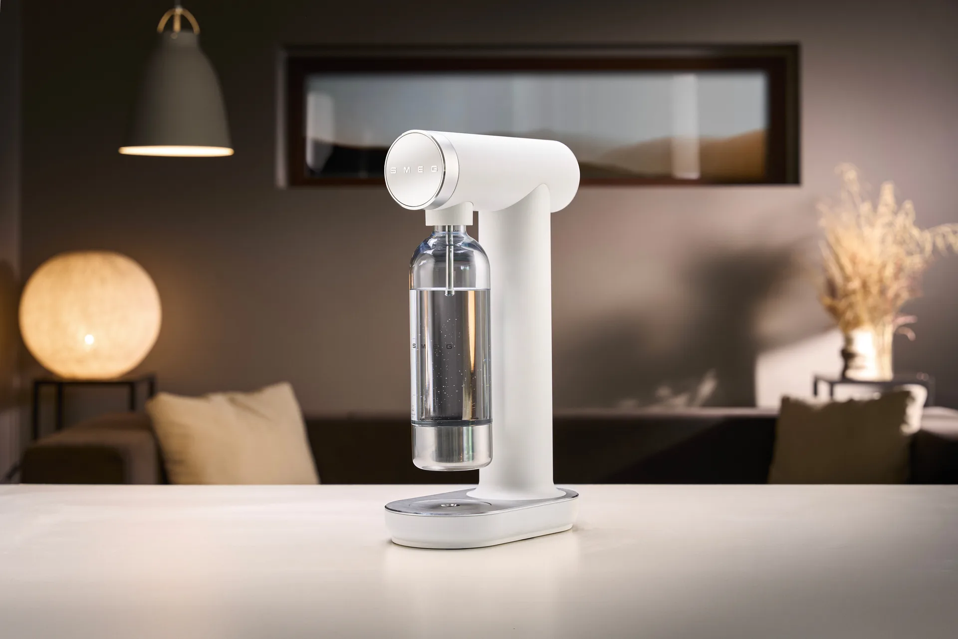 Smeg Sodamaker hiilihapotuslaite, Matt valkoinen Smeg