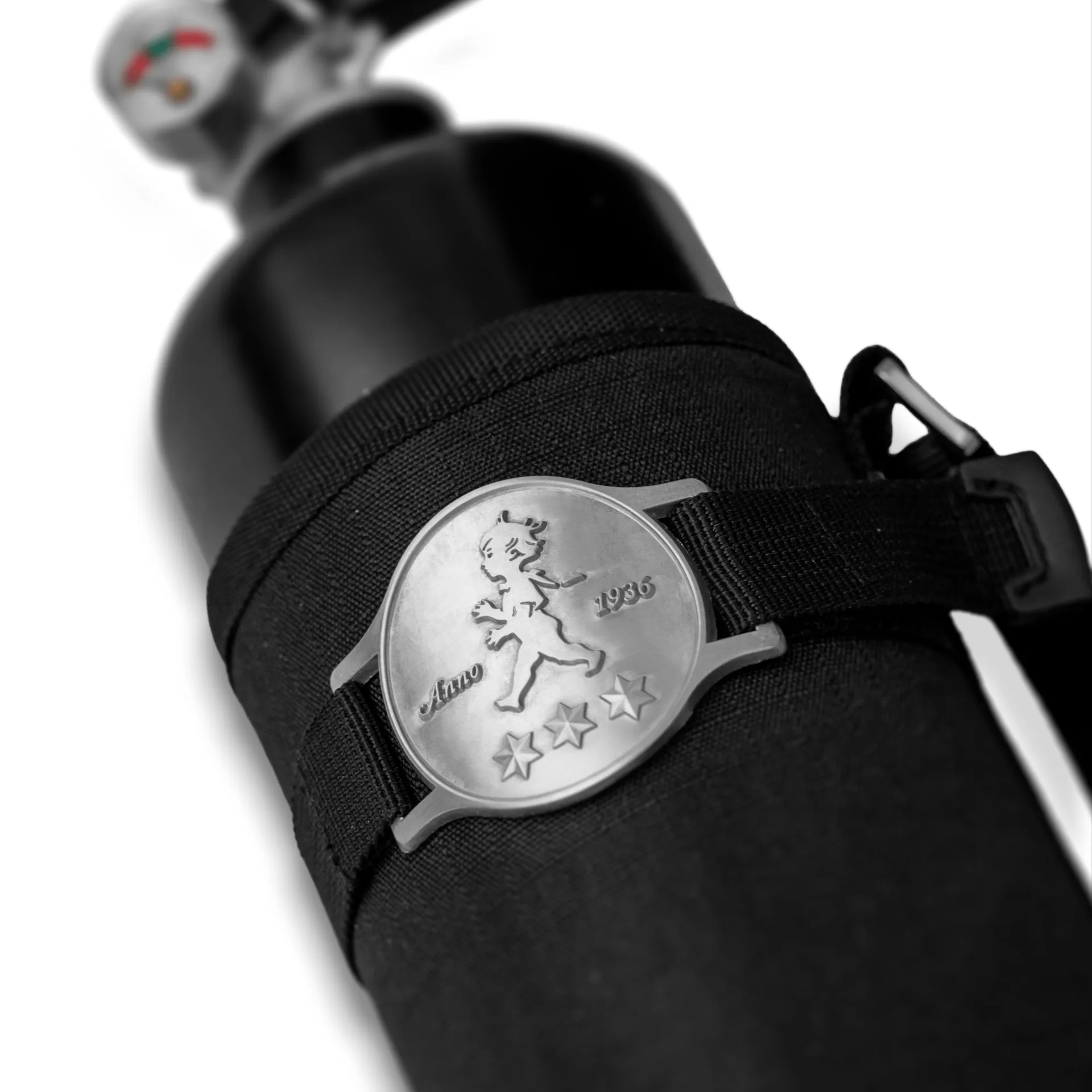 Solstickan jauhesammutin 6 kg, Outdoor edition, Musta Solstickan Design