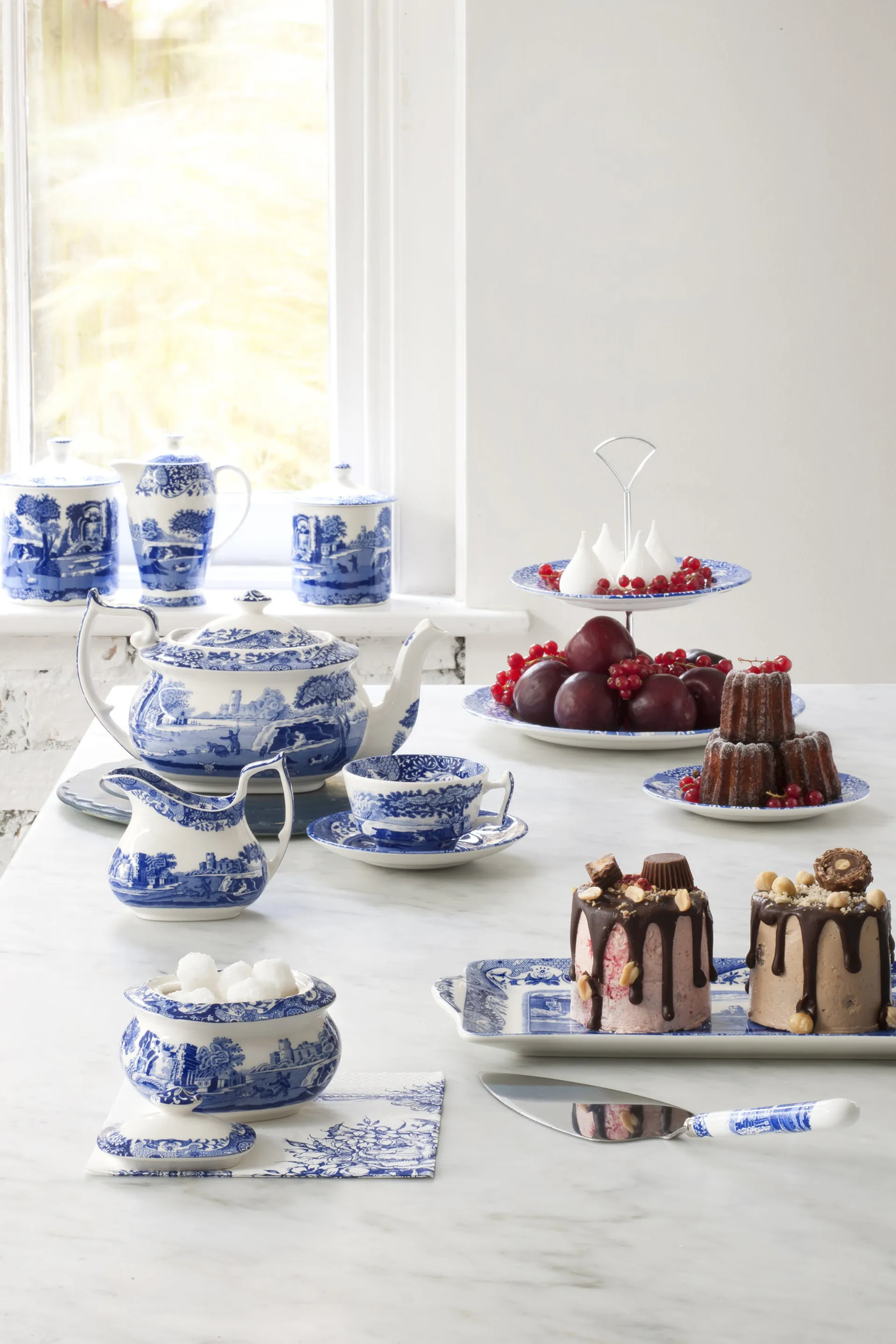 Blue Italian -kakkulapio 25 cm, Keramiikka-ruostumaton teräs Spode