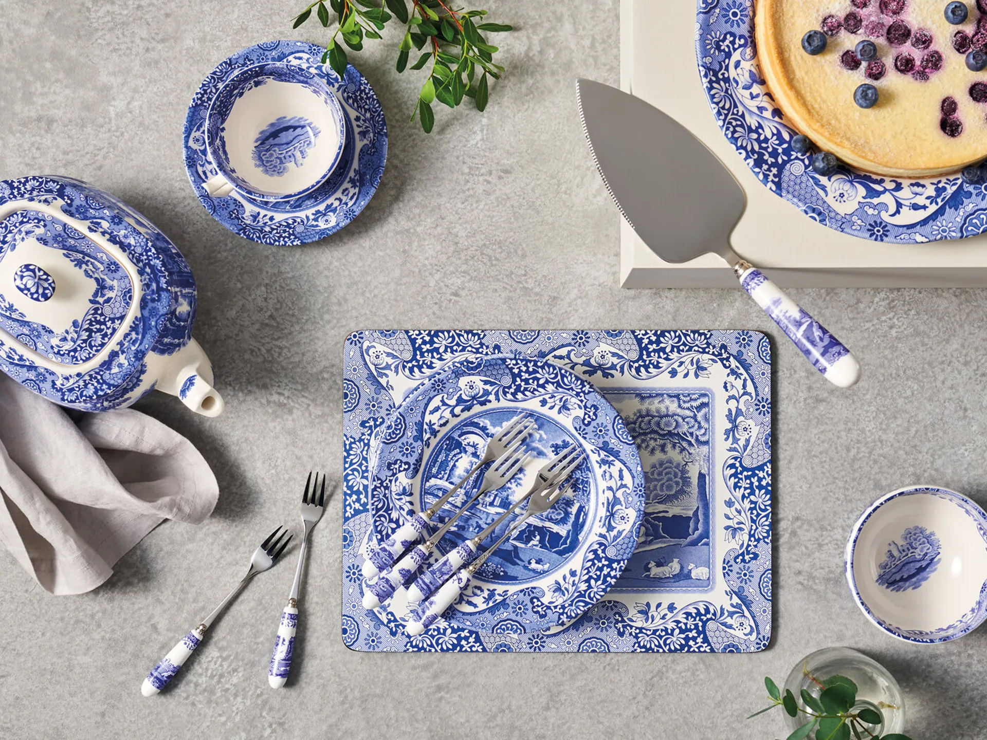 Blue Italian -kakkulapio 25 cm, Keramiikka-ruostumaton teräs Spode