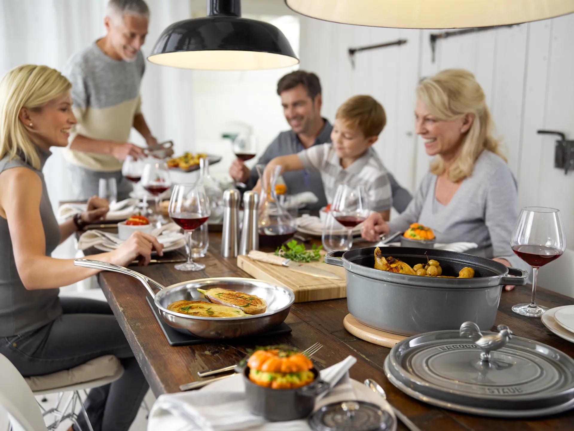 Staub La Cocotte ovaali pata valurauta 3,2 L, Grafiitinharmaa STAUB