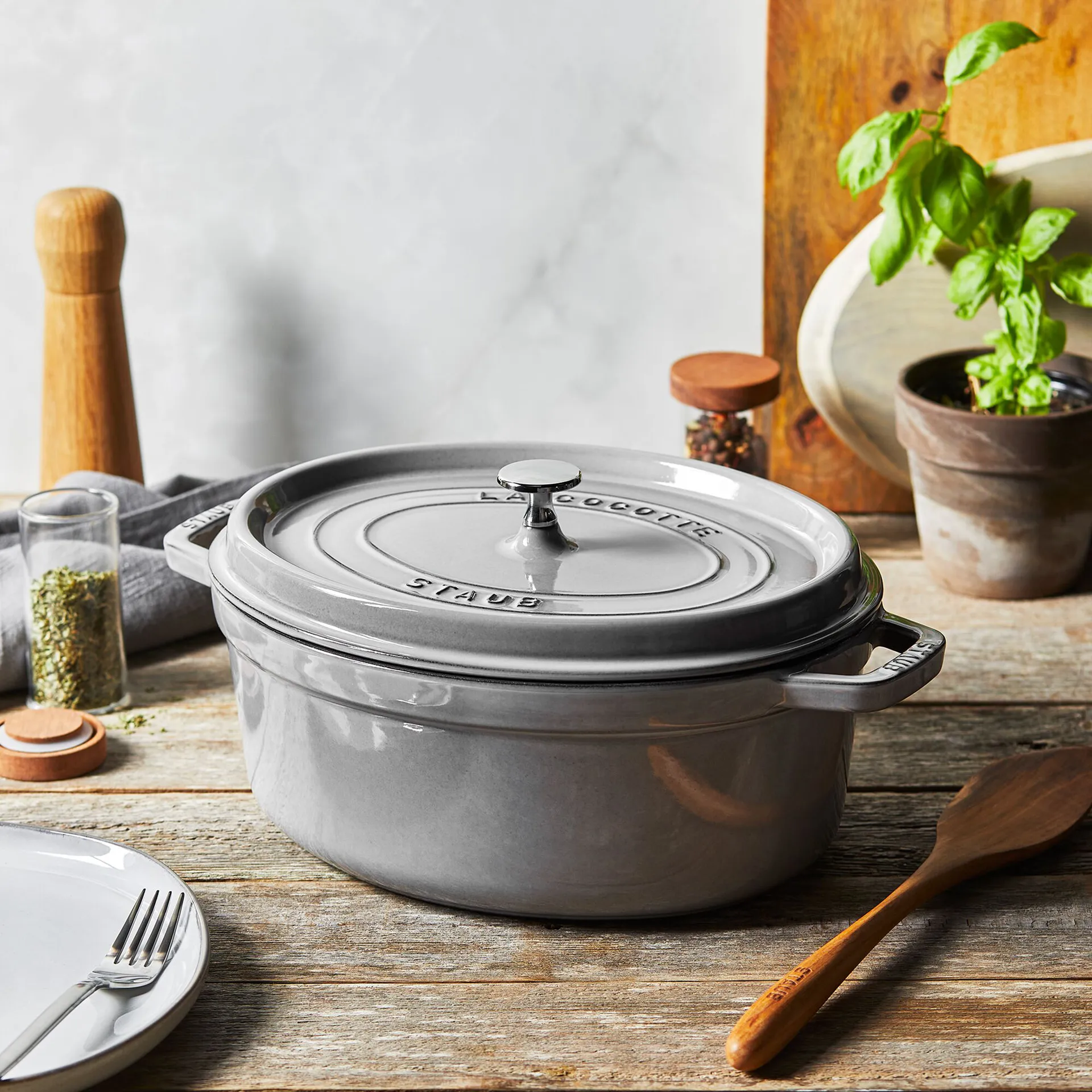 Staub La Cocotte ovaali pata valurauta 6,7 L, Grafiitinharmaa STAUB