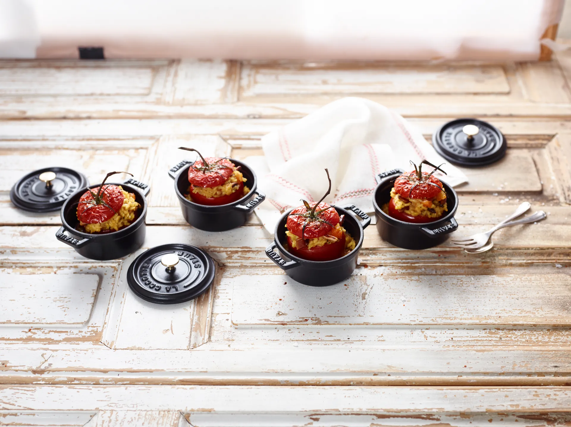 Staub La Cocotte pyöreä pata valurauta 0,25 L, Musta STAUB