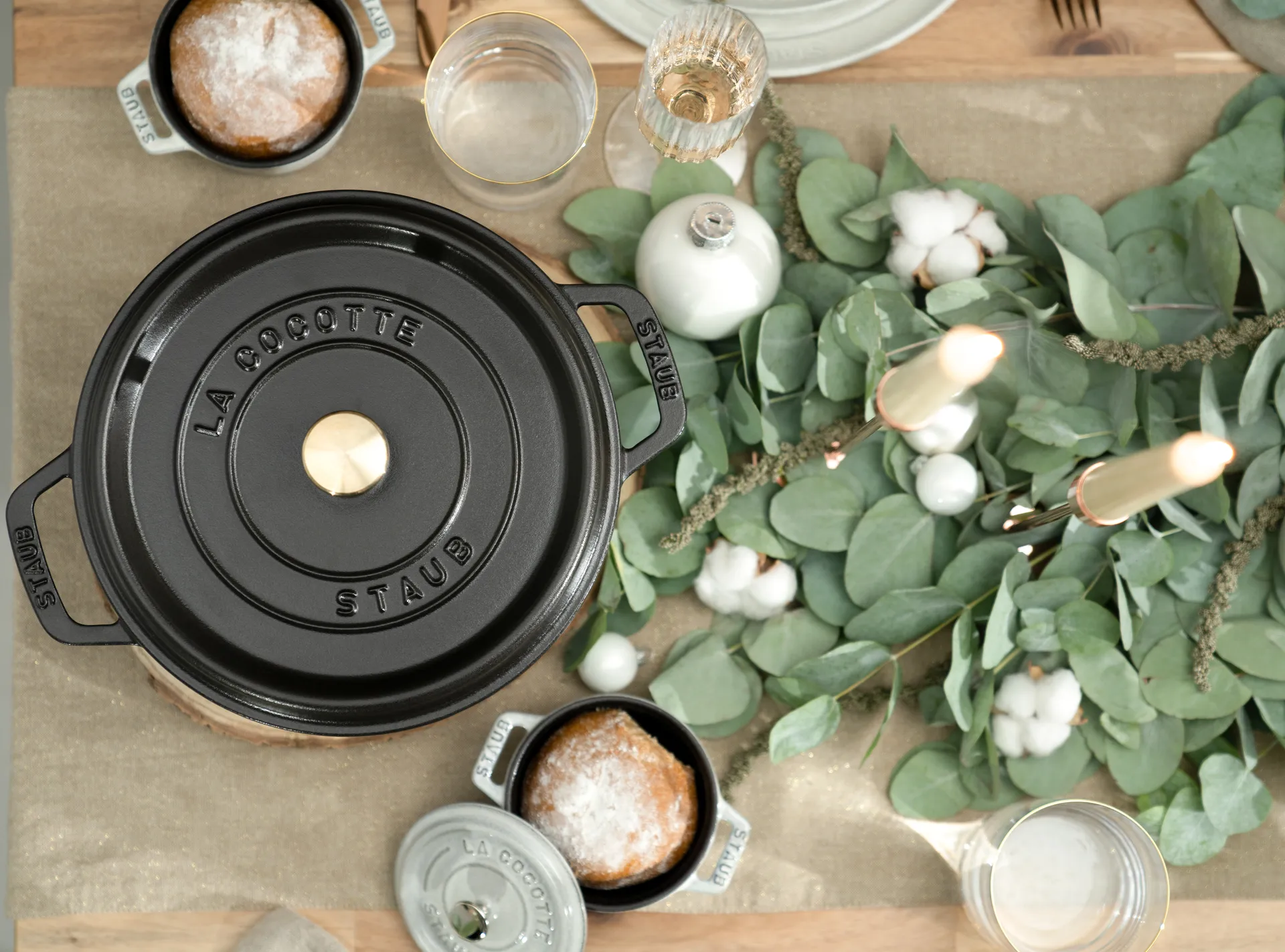Staub La Cocotte pyöreä pata valurauta 2,2 L, Musta STAUB