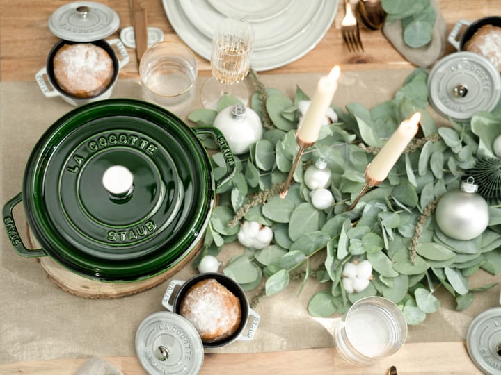 Staub La Cocotte pyöreä pata valurauta 3,8 L., Basilikanvihreä STAUB