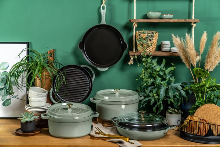 Staub La Cocotte pyöreä pata valurauta 6,7 L, Eukalyptus puu STAUB