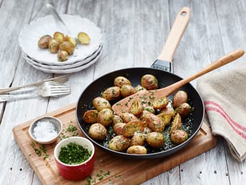 Staub paistinpannu valurauta musta vaalea puukahva. - Ø20 cm - STAUB