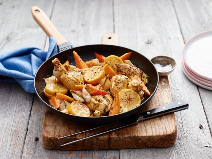 Staub paistinpannu valurauta musta vaalea puukahva., Ø20 cm STAUB