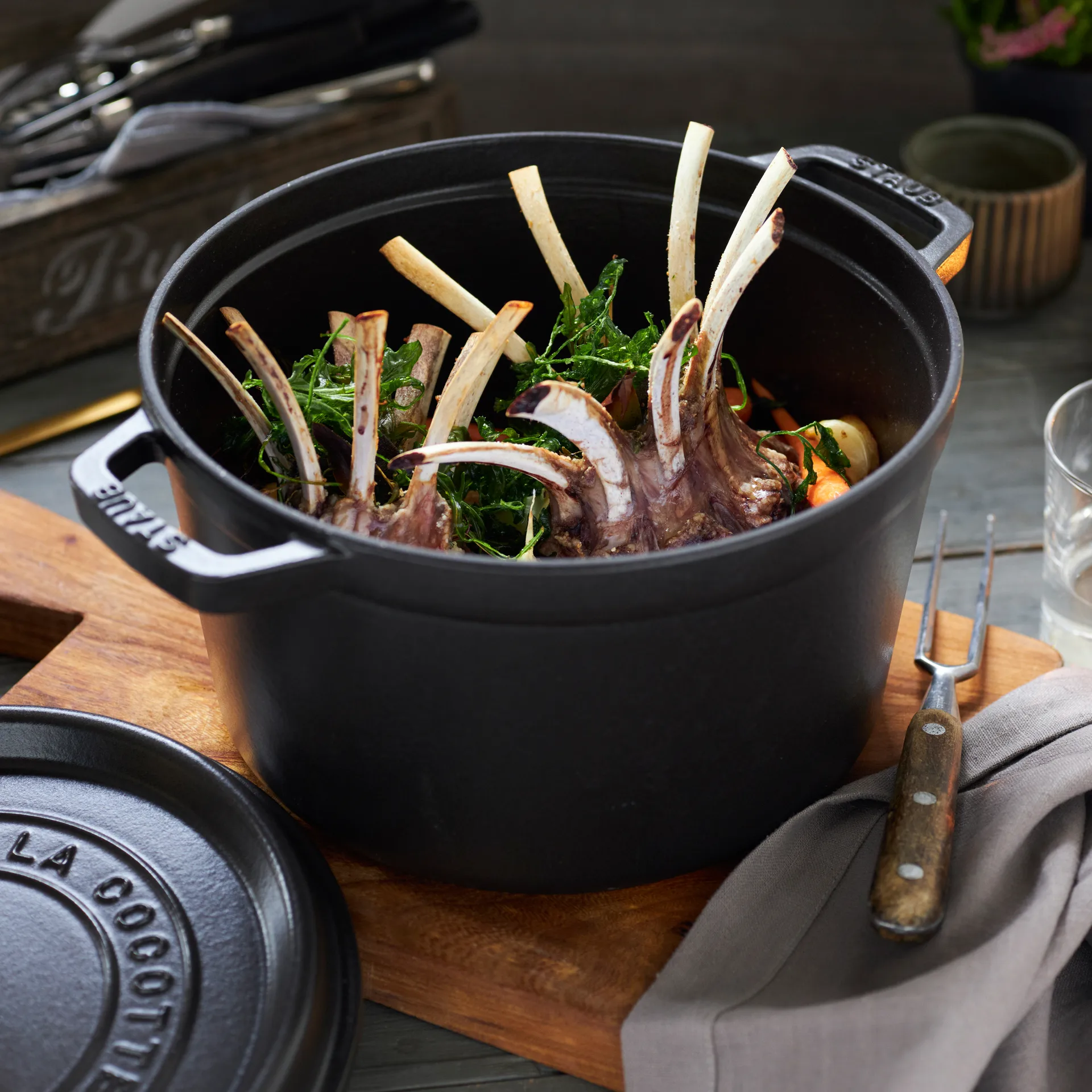 Staub pyöreä pata korkea 4,8 L, MattMusta STAUB