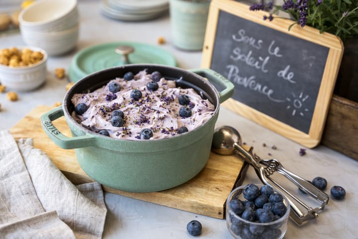Staub pyöreä pata valurautaa, 3,8 l, Salvia STAUB
