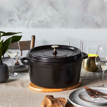 Staub pyöreä pata valurautaa, 6,7 l - musta - STAUB