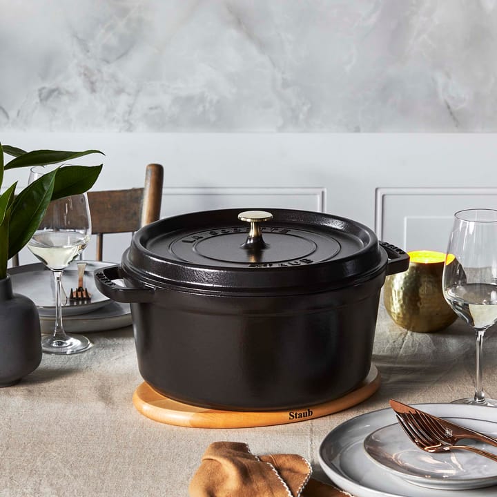 Staub pyöreä pata valurautaa, 6,7 l, musta STAUB