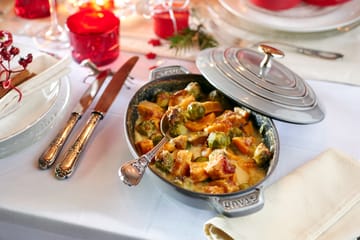 Staub valurautapata kannella ovaali 23 cm. - Grafiitinharmaa - STAUB