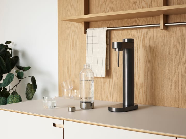 Brus hiilihapotuslaite, Black metallic Stelton