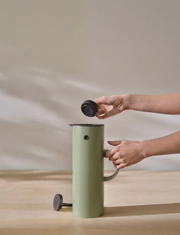 Stelton termoskannu EM77 1 l - Pehmeä saniaisenvihreä - Stelton