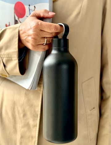 Tabi termospullo 1 L - Black - Stelton