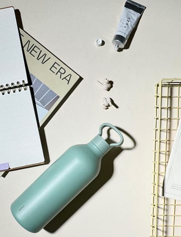 Tabi termospullo 1 L - Dusty green - Stelton
