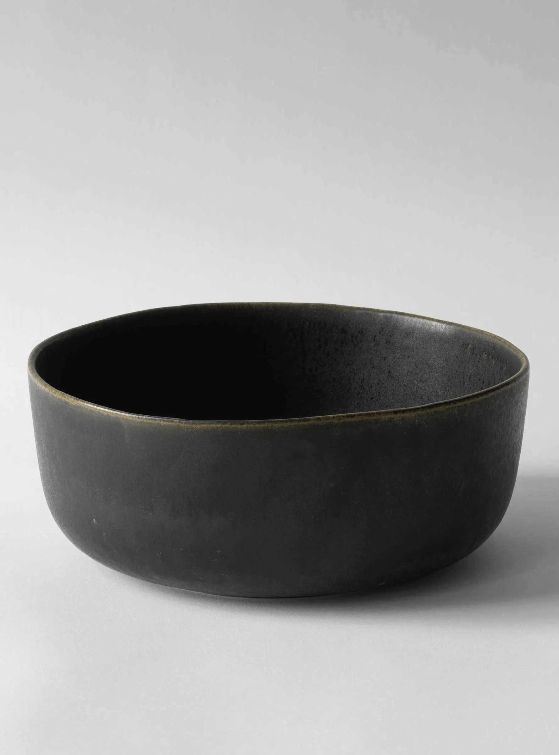 Bastia tarjoilukulho grande 5 l, Musta Tell Me More