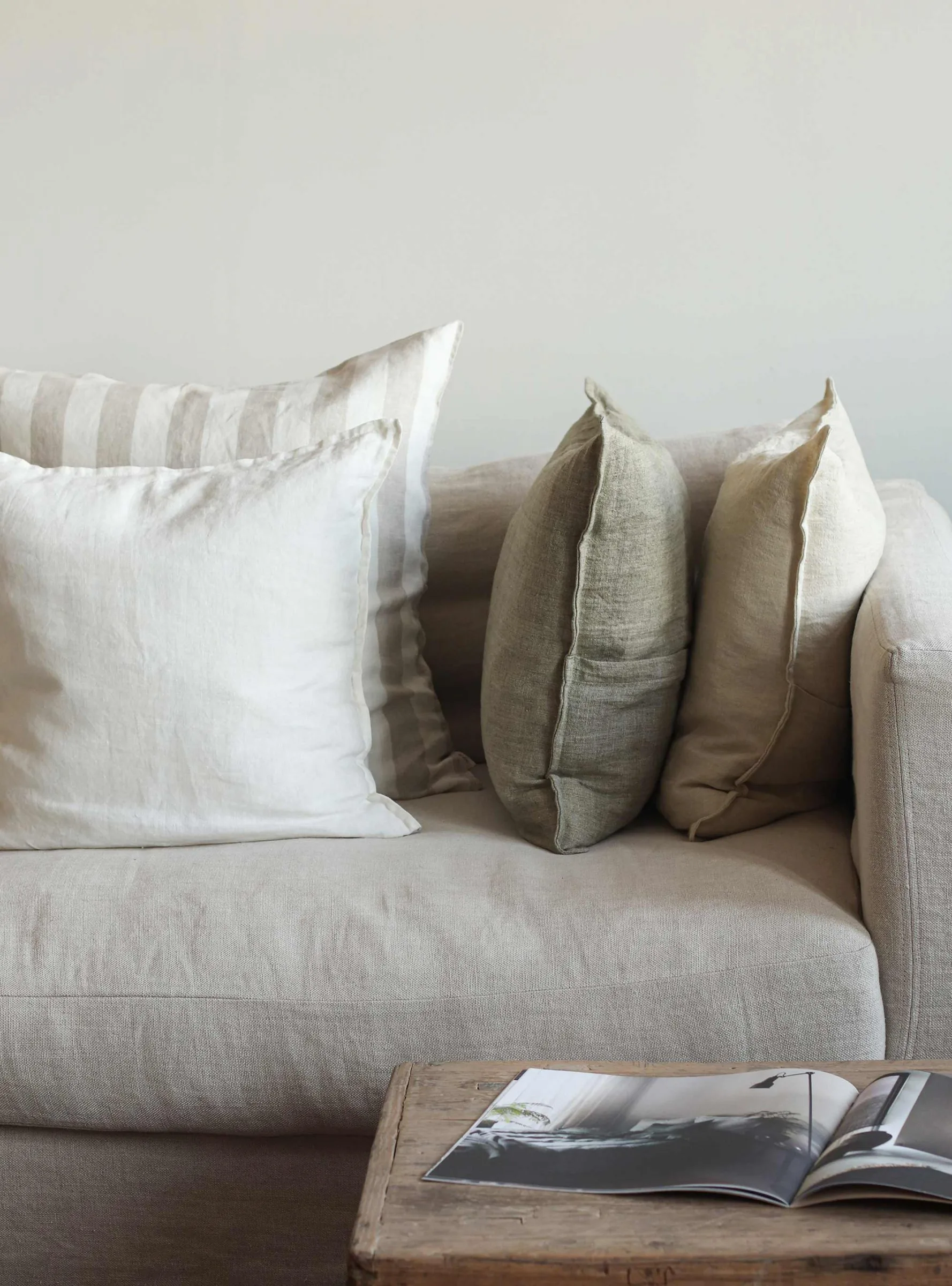 Holte tyynynpäällinen 60 x 60 cm, Hiekka Tell Me More