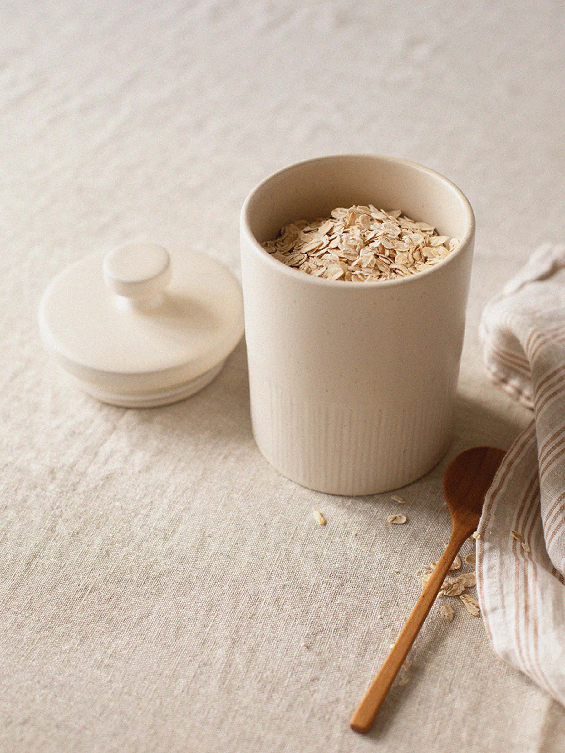 Palermo purkki kannella, Offwhite, pieni 0,95 L Tell Me More