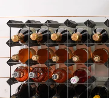 The Swedish Wine Rack Factory viiniteline koottuna - 9 pulloa musta mänty - The Swedish Wine Rack Factory