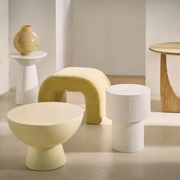 Alezio sivupöytä Ø 28,7 cm - Off white - URBAN NATURE CULTURE