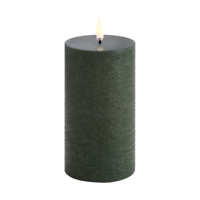 LED-kynttilä Ø7,8x15 cm Rustiikki - Oliivinvihreä - Uyuni Lighting