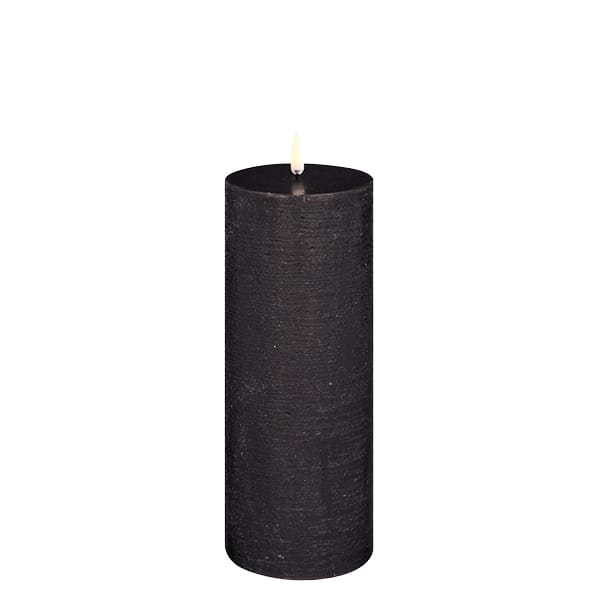 Pillar LED-kynttilä 7,8 x 20 cm, Musta Uyuni Lighting