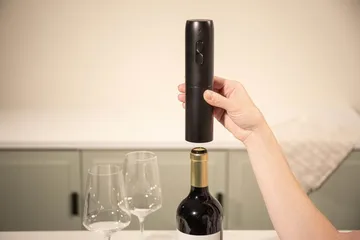 Vacuvin sähköinen viinipullonavaaja - Musta - Vacuvin