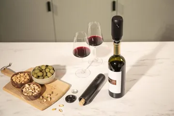 Vacuvin Wine Saver sähköinen tyhjiöpumppu - Musta - Vacuvin