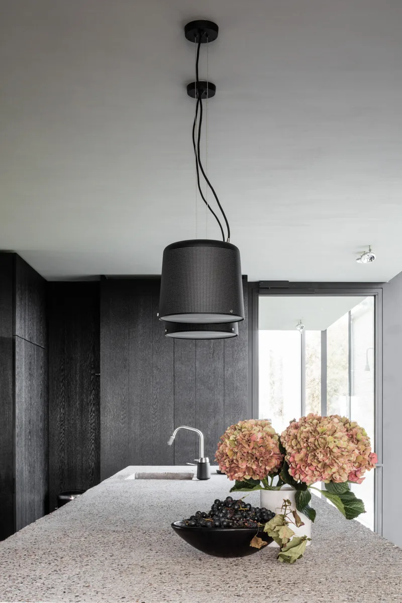 Vipp526 riippuvalaisin, Black Vipp