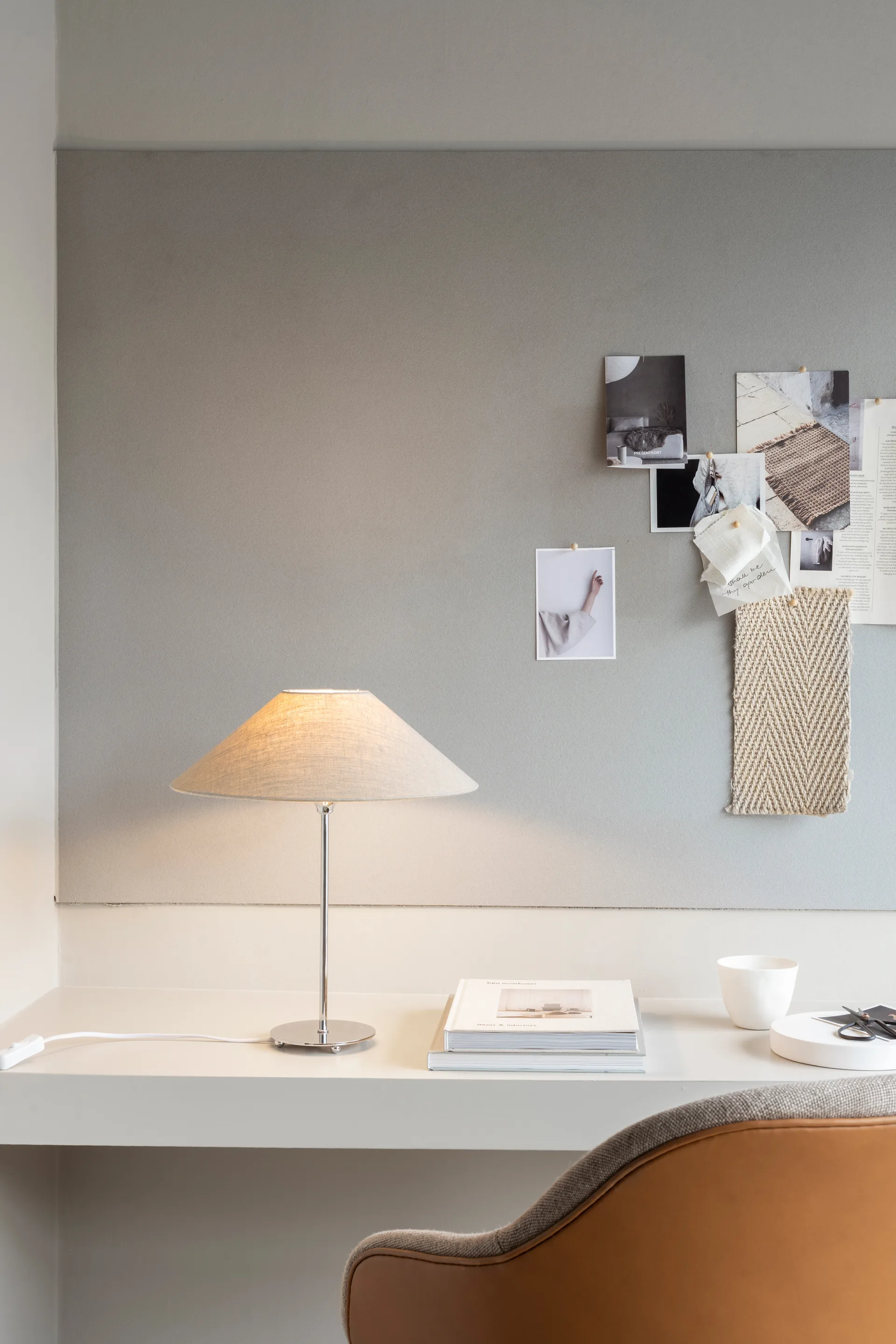 Line 35 pöytälamppujalka, Silver Watt & Veke