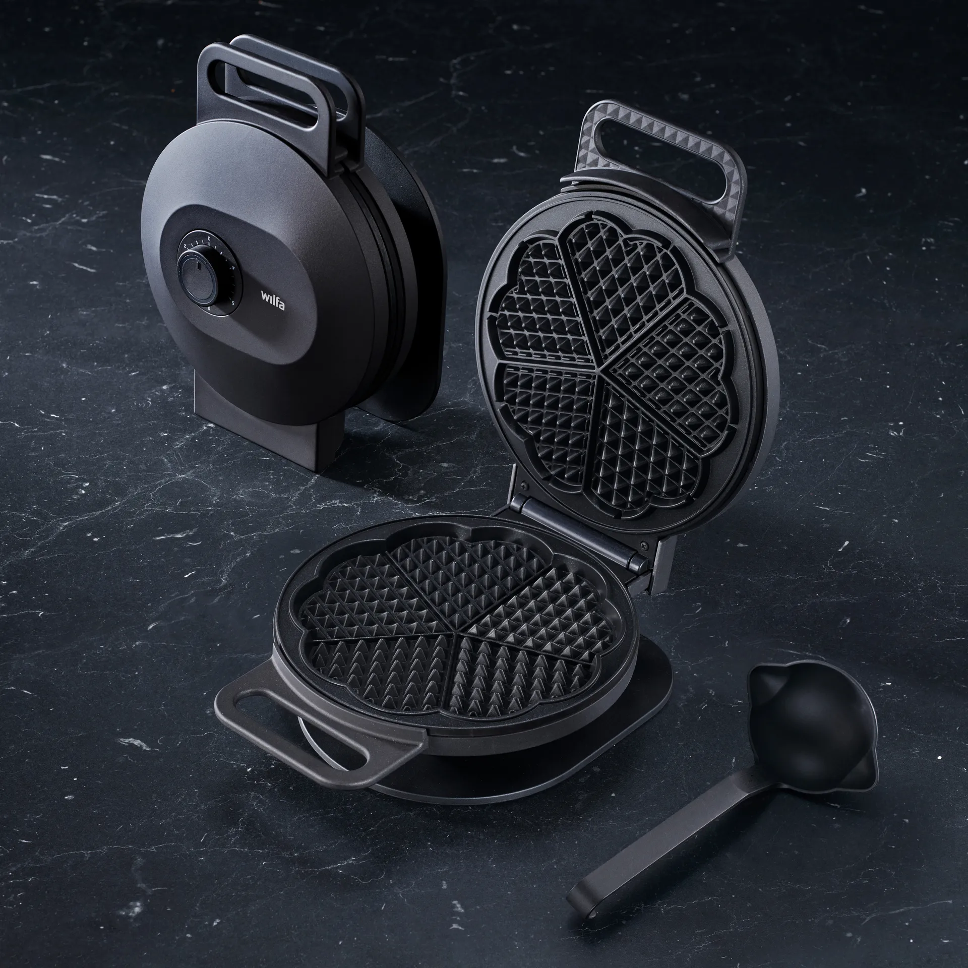 Joy WM5B-200 vohvelirauta, Musta Wilfa